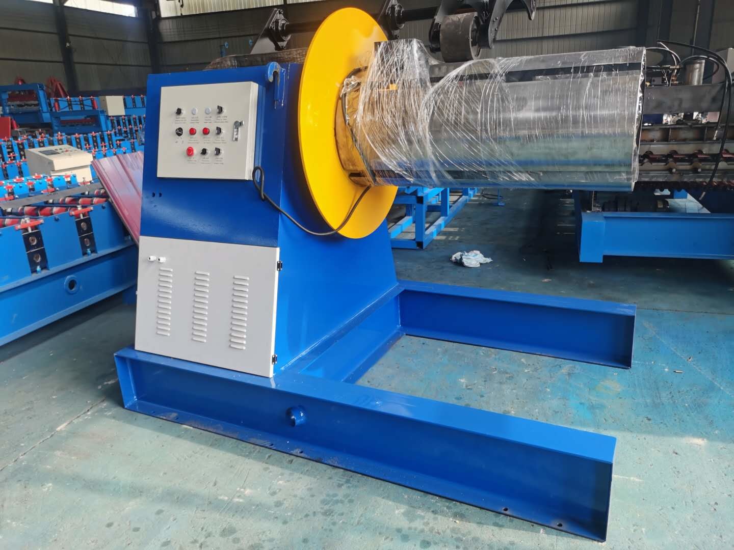Best 5.5kw Recycle Hydraulic Decoiler Machine For Steel Coil wholesale