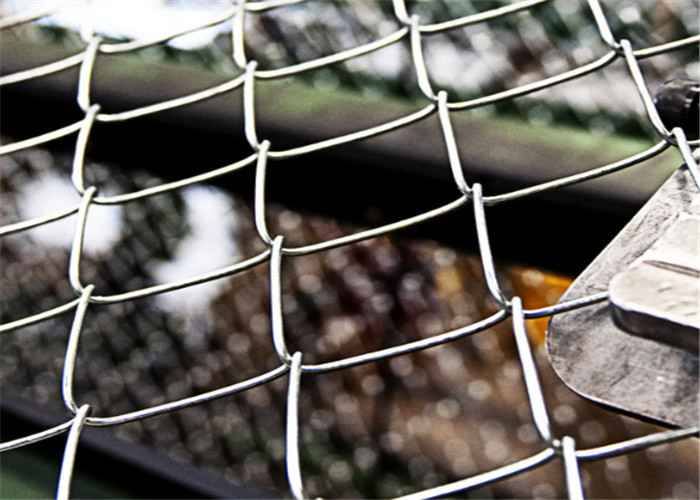 China Residential / Commercial Chain Link Mesh Fence Maximum Visibility For Protection for sale