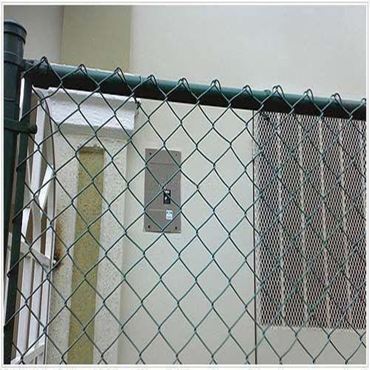 3.0mm Pvc Coated Chain Link Fence Iron Steel Wire 50mm*50mm Opening Farm Prison for sale
