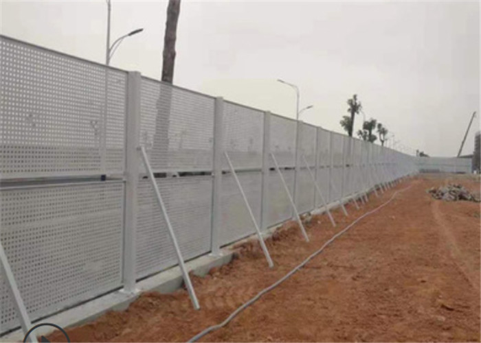 Galvanized Perforated Metal Mesh Panel Fencing For Windshield in Construction for sale
