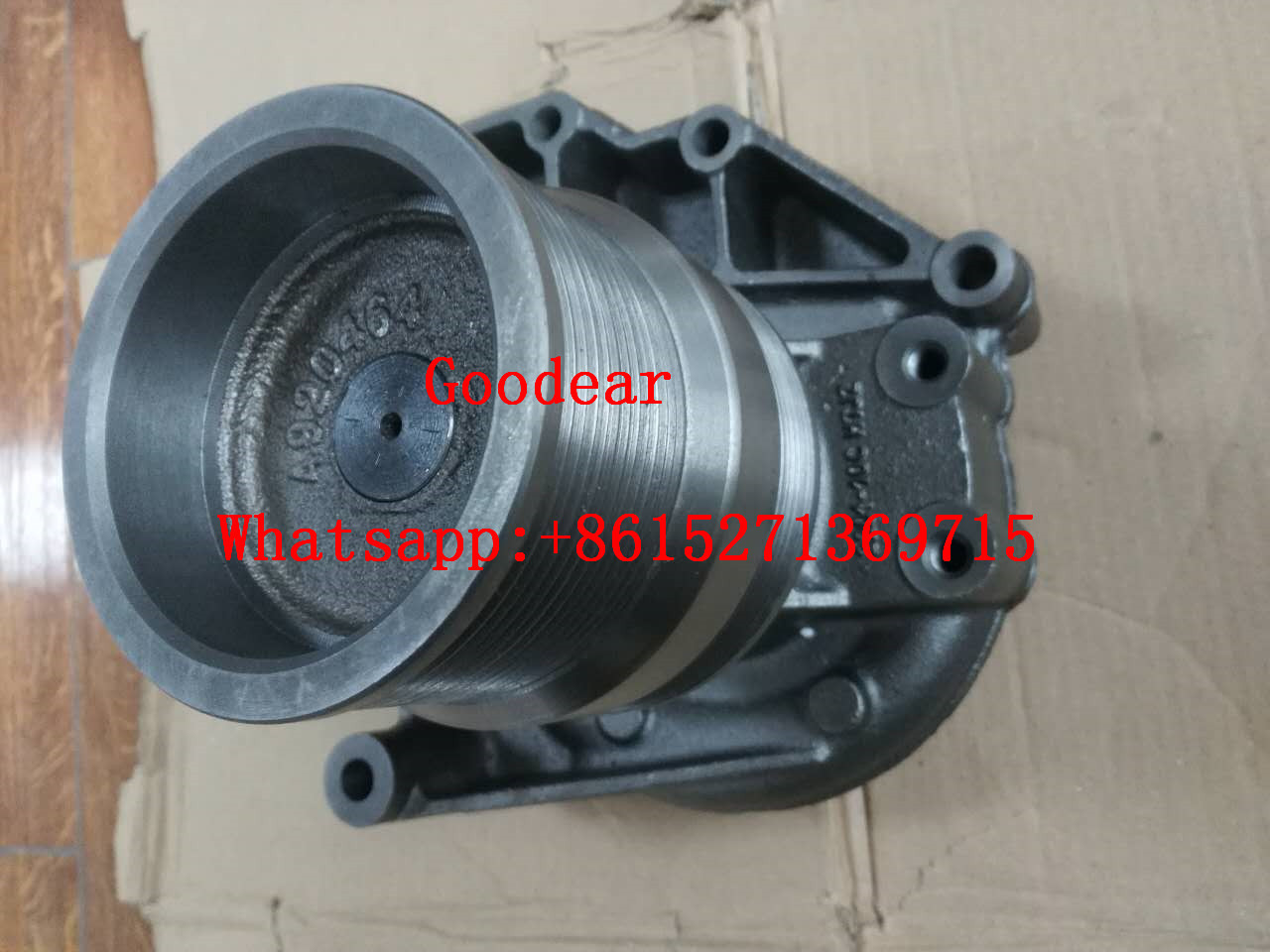 Xi'an QSX15 diesel engine water pump 4920464 for sale