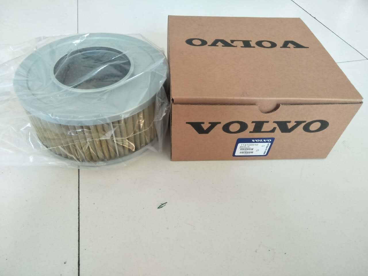 114100010 Volvo Excavator Hydraulic Oil Suction Filter Inlet Filter Element for sale