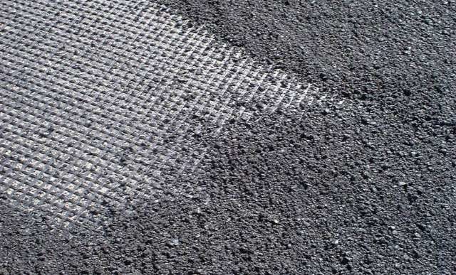 High Tensile Strength Geogrids In Pavement Construction , Geogrid Reinforcing Fabric