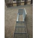 City Road Galvanized Steel Walkway Grating Silver Appearance With Hinge / Round for sale