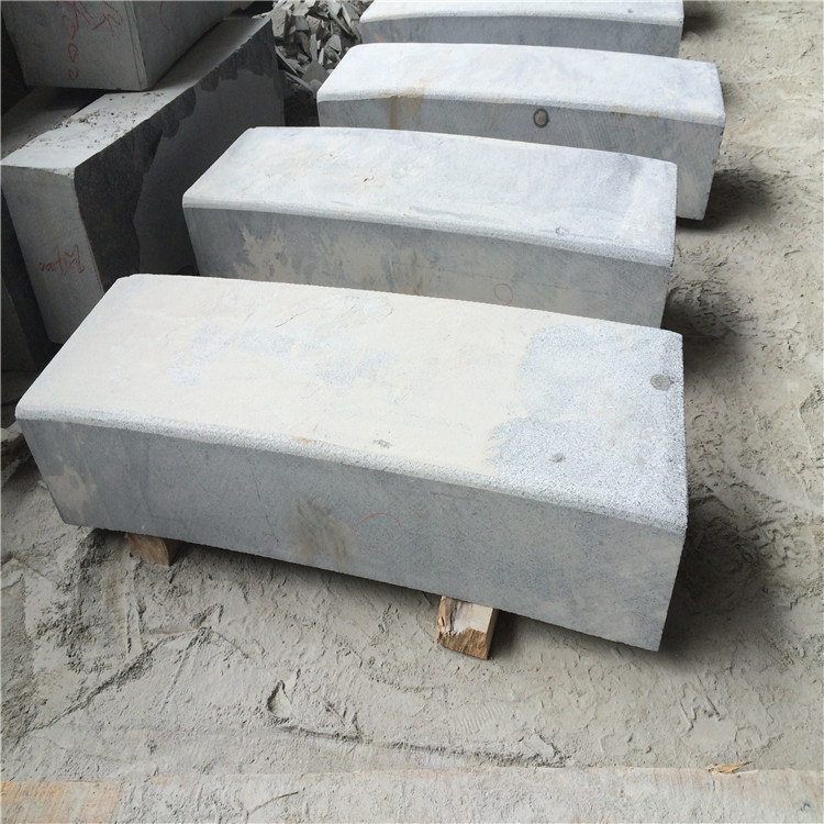 China Granite Dark Grey G654 Granite Kerbstone Curbstone S Shape for sale