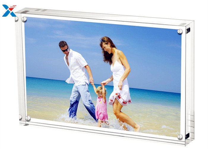 Best 5*7'' Magnetic Acrylic Photo Frame Silk Screen Printing With Single / Double Sided wholesale