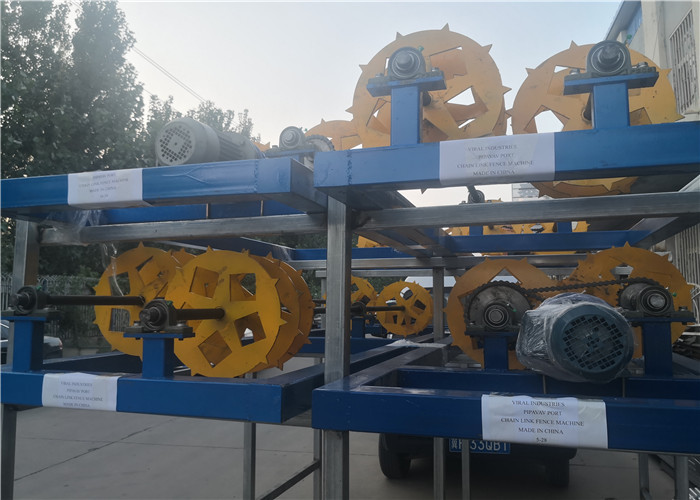 4.5kw 250M2/Hour Automatic Chain Link Fence Machine for sale