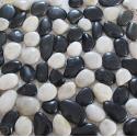 White Mixed Black Pebble Mosaic,Polished Cobble Stone On Mesh,River Stone Mosaic for sale