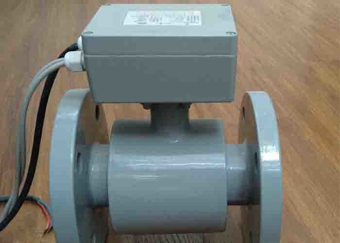 Best 2 - 48 Inch Turbine Flow Meter Measurement 100 C For Slurry / Dirty Water wholesale