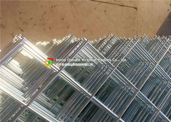 Diagonal Square Hole Welded Wire Mesh Electro Galvanized For Ornamental / for sale