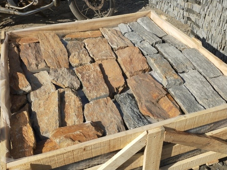 Rustic/Navy Quartzite Field Stone,Quartzite Field Stone Veneer,Natural Loose for sale