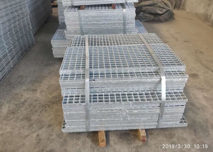Hot Dipped Galvanized Heavy Duty Steel Grating for Structural Components and for sale