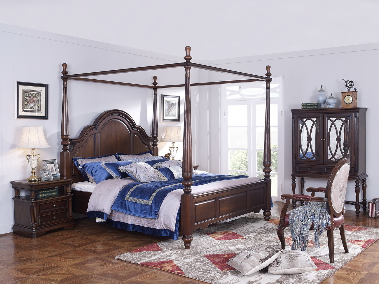 Best Palatial Villa House Bedroom Furniture set Classic Wooden King size Bed with Grand Night table with Decoration display wholesale