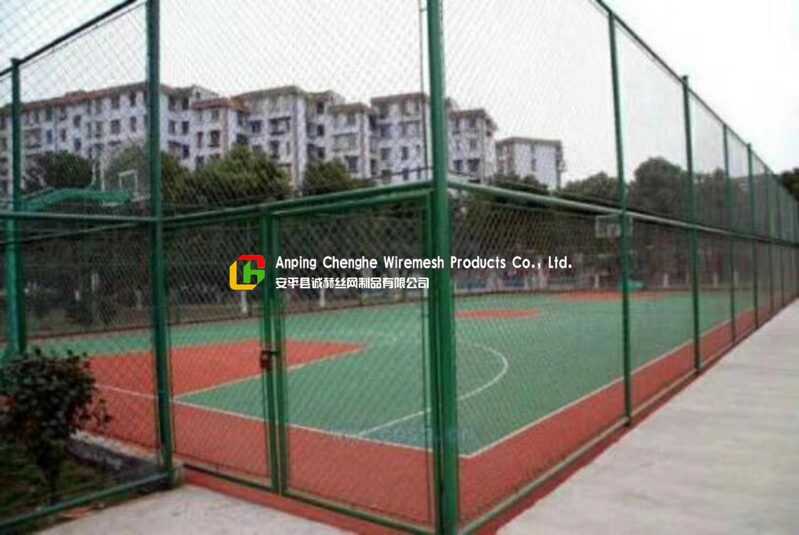 Sports Field Wire Mesh Fence Stainless Steel Green Color Gavlanized Finish for sale