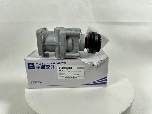 Cheap Brake master cylinder chassis spare parts 3514-00027 for Yutong bus for sale