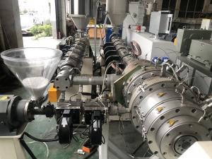 China PE Pipe Single Screw Extruder 210KW 75/38 High Capacity on sale