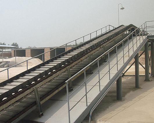 Cheap DJ Corrugated sidewall inclined belt conveyor for buck material for sale