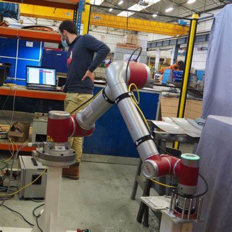 Glue Robot Of JAKA Zu 12s Robotic Arm Glue TCP/UDP Coummunication Interface Collaborative Robot
