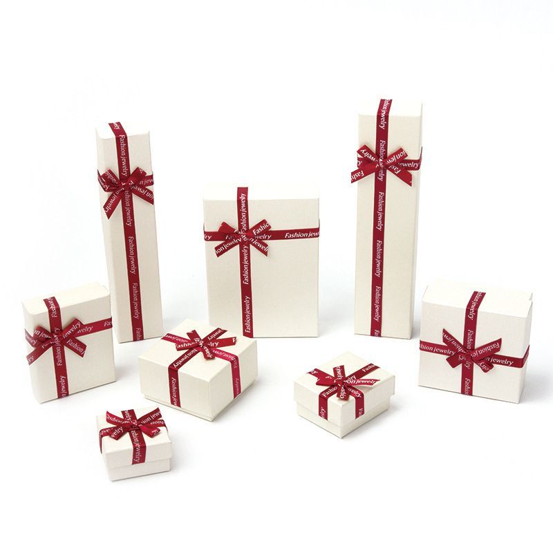 Foam Insert Lid and Base Cardboard Paper Packaging Gift Box, Luxury Ring Necklace Jewelry Box