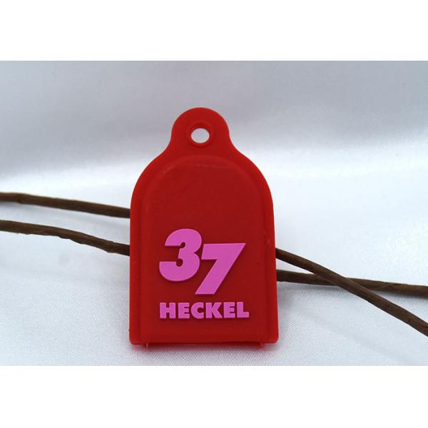 Embossed Matt PVC Rubber Keychain SGS 3D PVC Keychain Purple Red White