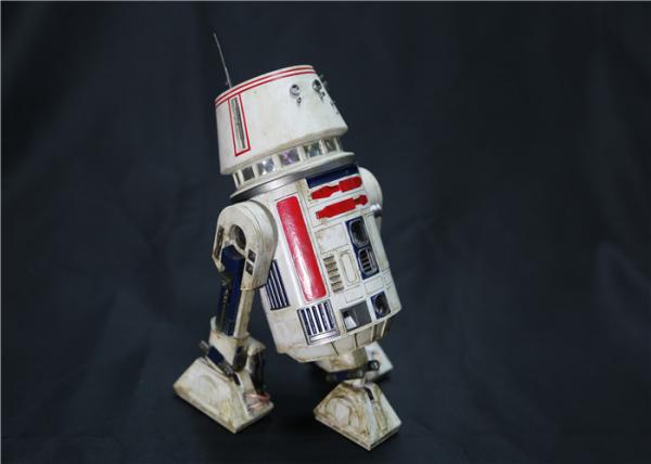 Cheap White Color Star Wars Robot Toy Movable For Collection High Realistic for sale