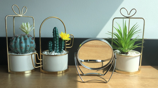 Silver Round Mirror For Makeup Rotatable Double Sided Mirror Glass Angle