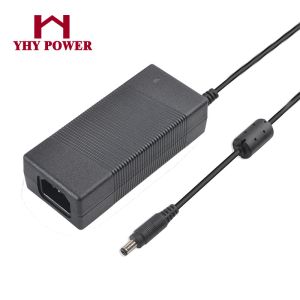 15 Volts 3 Amp Laptop Ac Adapter , Laptop Charger Adapter Desktop Type UL FCC CE