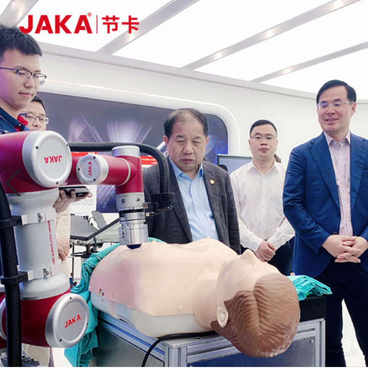 Glue Robot Of JAKA Zu 12s Robotic Arm Glue TCP/UDP Coummunication Interface Collaborative Robot