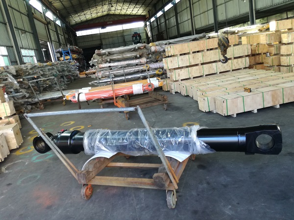 564893 E374 arm hydraulic cylinder