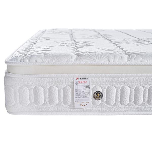 OEM Gel Infused Memory Foam Mattress , noisefree Hotel Quality King Size Mattress