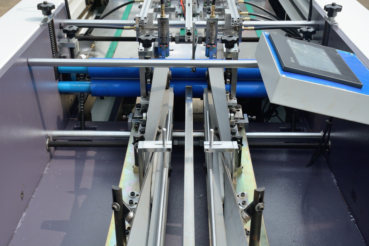 Four Side Folding Machine / Semi Automatic Case Making Machine For Making Hard
