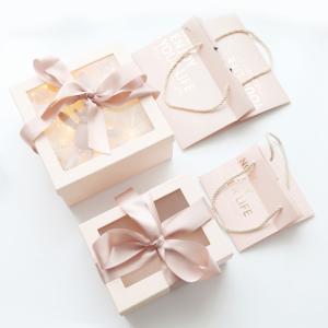 Best 20*12cm Cardboard Flower Presentation Boxes With Lids UV Varnish wholesale
