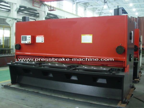 Cheap 12mm Hydraulic Plate Shearing Machine Guillotine Sheet Metal Cutter for sale