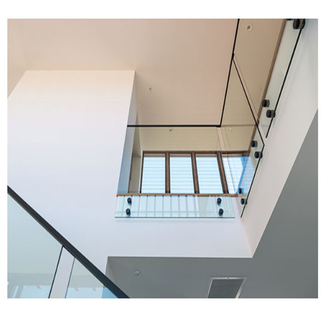Modern Stainless Steel Frameless Glass Balustrade Toughened Safety Feature