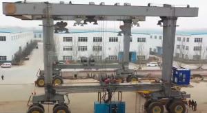 China height 5-50meters Boat Dock Crane Unoccupied Space Shipyard Crane on sale