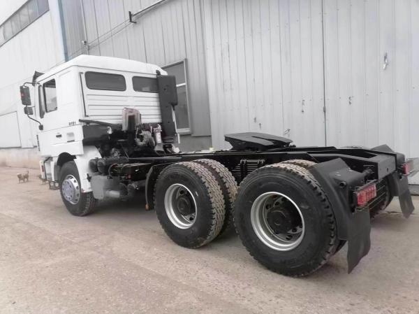 Cheap Shacman F3000 6X4 Heavy Head Tractor Truck with 351-450hp Horsepower and ≤5 Seats for sale