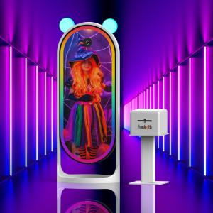 China Wedding Social Classic Selfie Image Gif Video Magical Mirror Photobooth Photo Booth Kiosk With Printer on sale