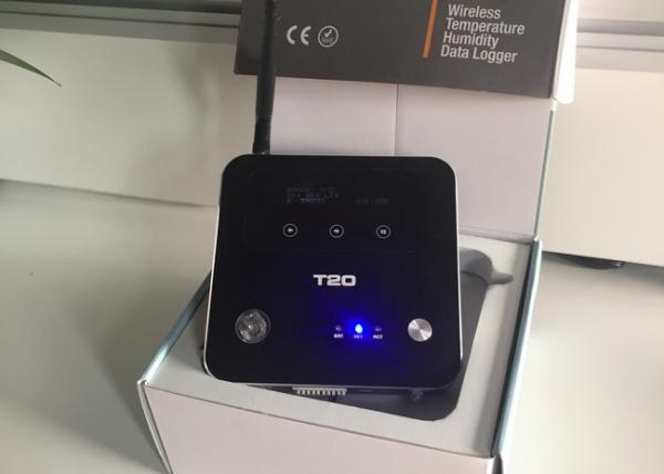 Cheap Humidity Temperature Data Logger Wireless WiFi Alarm Controller With Monitoring Software for sale