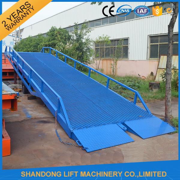 Cheap Adjustable Loading Dock Ramp ,  Warehouse Container Loading Mobile Dock Ramp for sale
