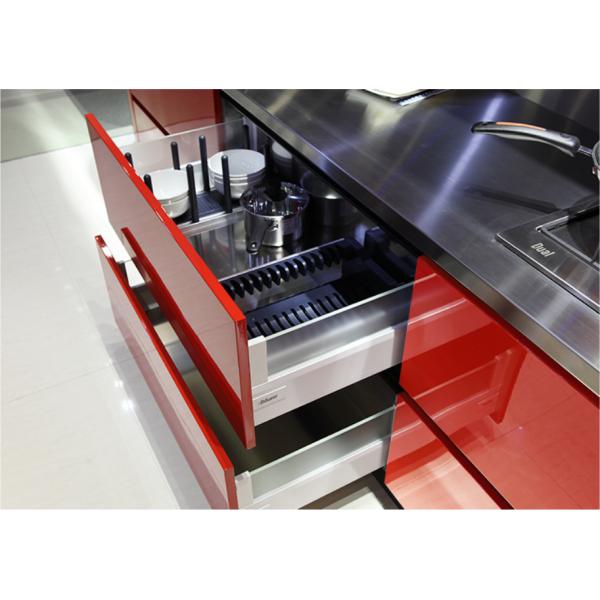 ISO 4001 Modern Simple Design 304 Red Kitchen Sets L Shape Custom Set 750mm