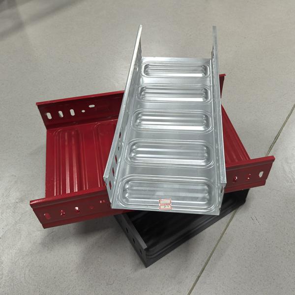 Rectangular Molded Cable Tray Wall Mounting Hanging Excellent Corrosion Resistance