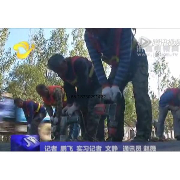 Gabion road mesh provides lateral restraint to the asphalt, which improves resistance to rutting and shoving