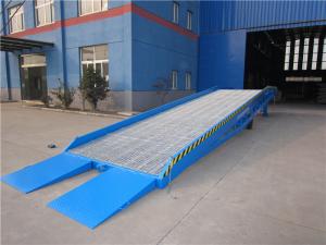 Best Adjustable Loading Dock Ramp Mobile Loading Ramp With Manual Hydraulic Pump wholesale