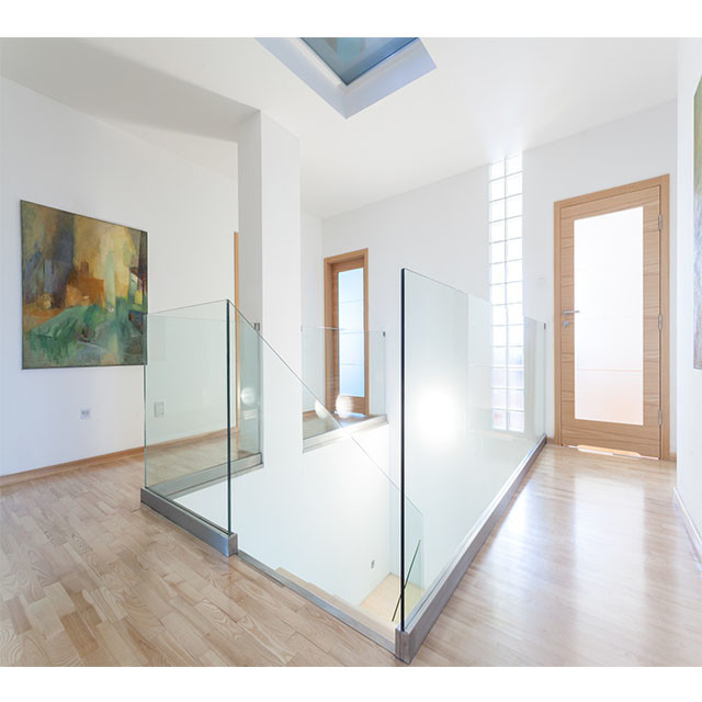 Modern Stainless Steel Frameless Glass Balustrade Toughened Safety Feature
