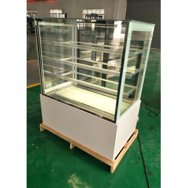 LED Light Bakery Cabinet Cake Display Chiller With Easy Moving Wheel