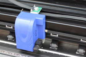Best Blue Servo Cutting Plotter 1750mm Vinyl Printer Plotter Cutter Machine wholesale