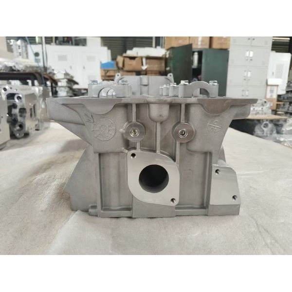 Brand New Aluminum Sqr481 1.6 engine Cylinder Head 481F-1003010BA 481F-1003010CA 481H-1003010BA for Chery riich / Chery Rely / A3 / A5 / G5 / G6 / X5