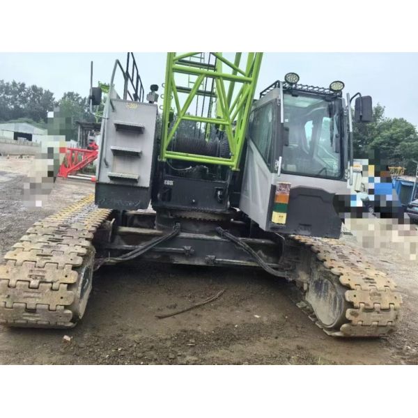 Used 55 Ton Crawler Crane Crawler Mounted Crane 2020 Model Zoomlion ZCC550v