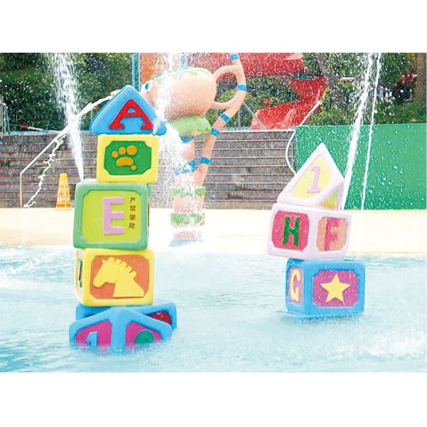 outdoor water playground, water theme park, splash park equipment