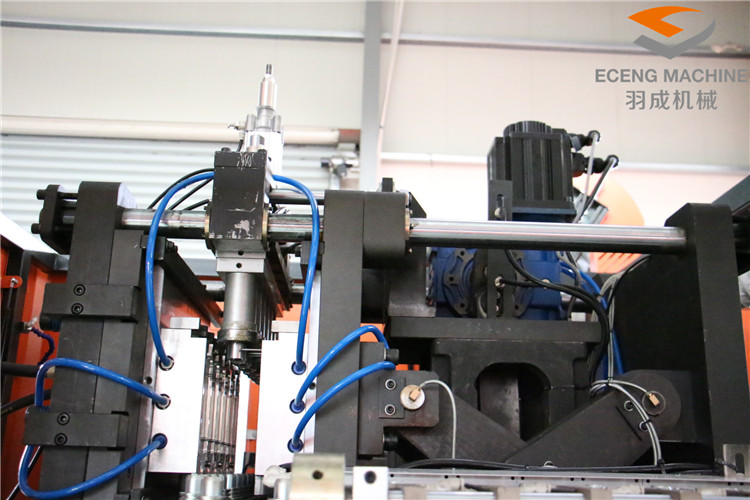 LDPE HDPE PET Stretch Blowing Machine Plastic Bottle Molding 8000PCS/HR